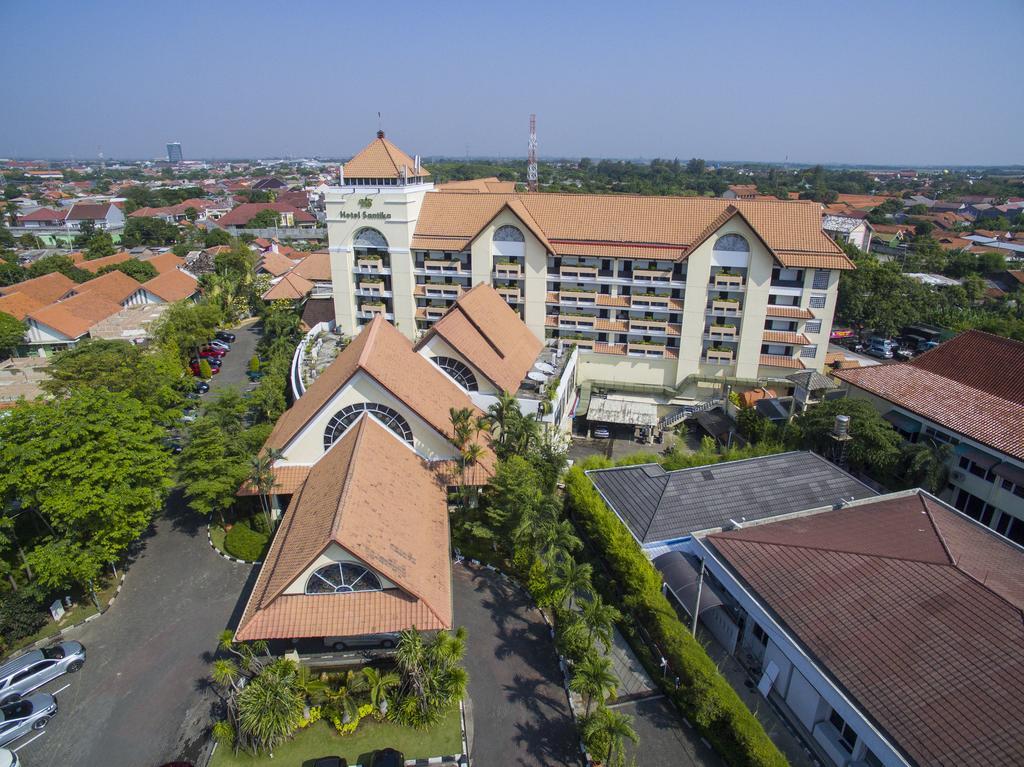 Hotel Santika Cirebon Exterior foto